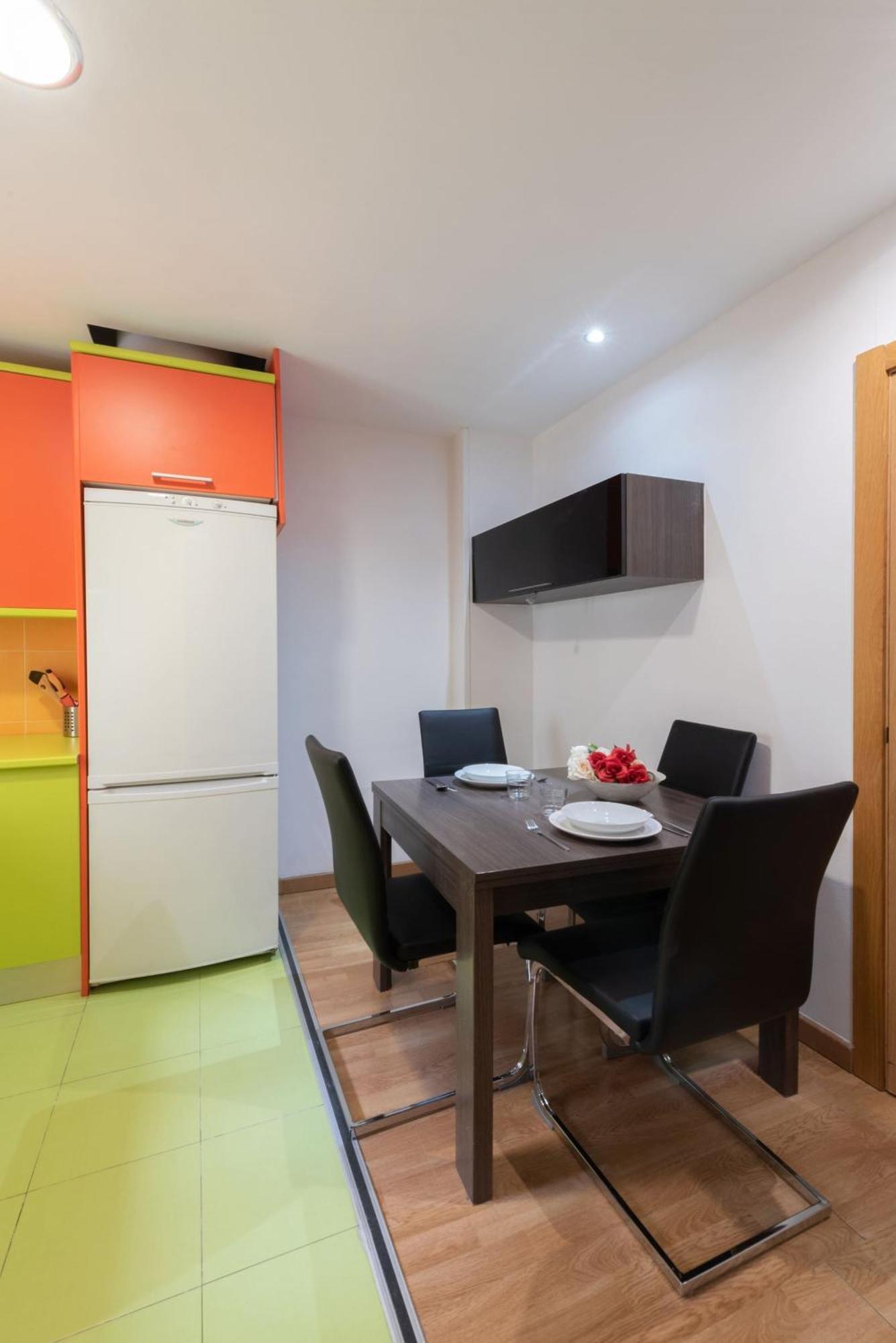 Apartamentos Day Madrid Ildefonso Centro Gran Via Sol Malasana Exterior photo